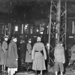Besteigen des Zuges und Abtransport in den frühen Morgenstunden des 20. November 1941 am Güterbahnhof Milbertshofen. Bildnachweis: Stadtarchiv München